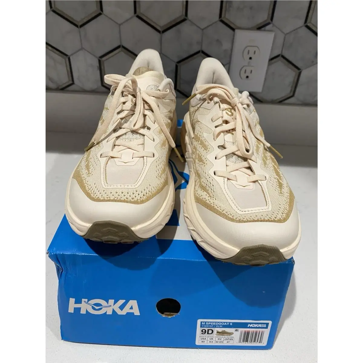 Hoka shoes - Vanilla/Wheat 0
