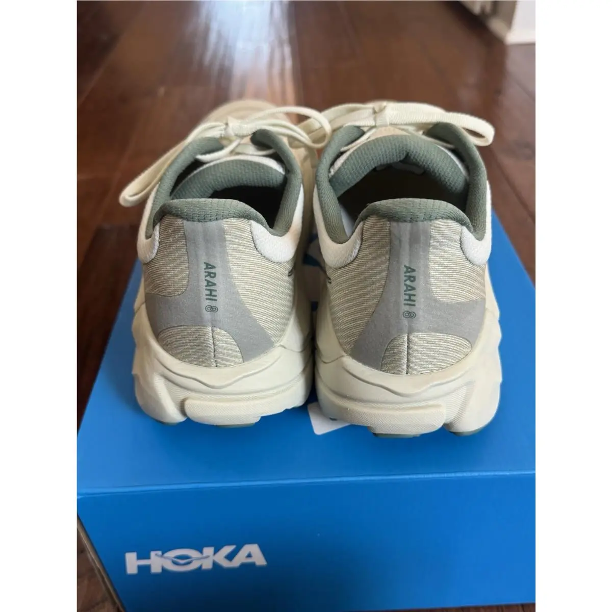Hoka shoes - Hoka Arahi 8 - Arahi - TYS 2