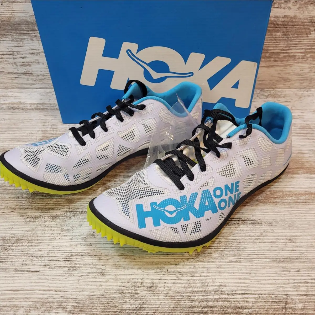 Hoka One One W Rocket MD Women’s Sz 10 Track Running Shoes with Spikes 1013927