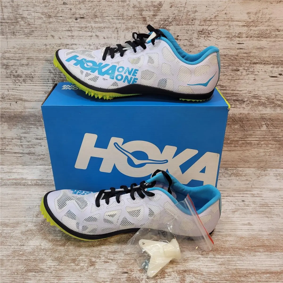 Hoka shoes - W Rocket MD - Rocket - F27219K - White (UPC: 191142324946) 0