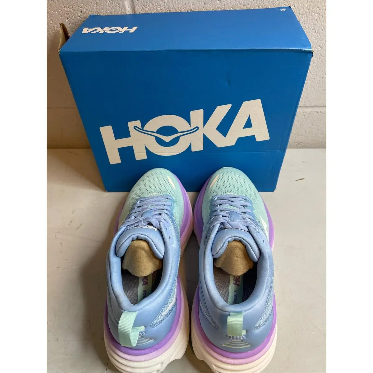 Hoka One One Womens Walking Shoetrainers
