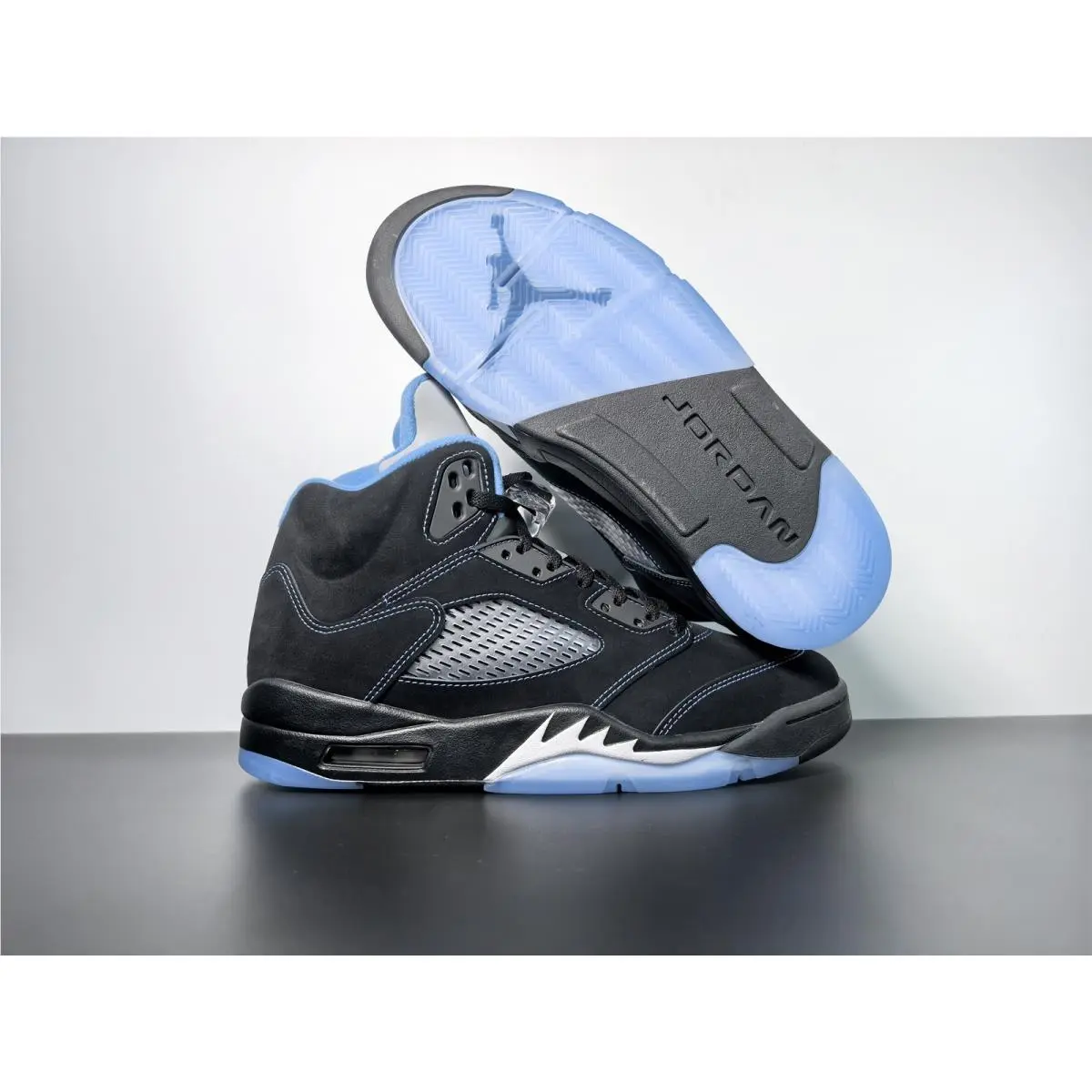 Nike shoes - Black 7