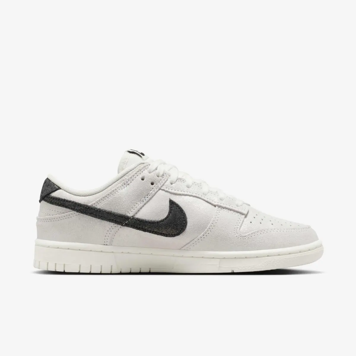 Nike shoes - Nike Dunk Low SE HQ3502-100 - HQ3502-100 - White 0