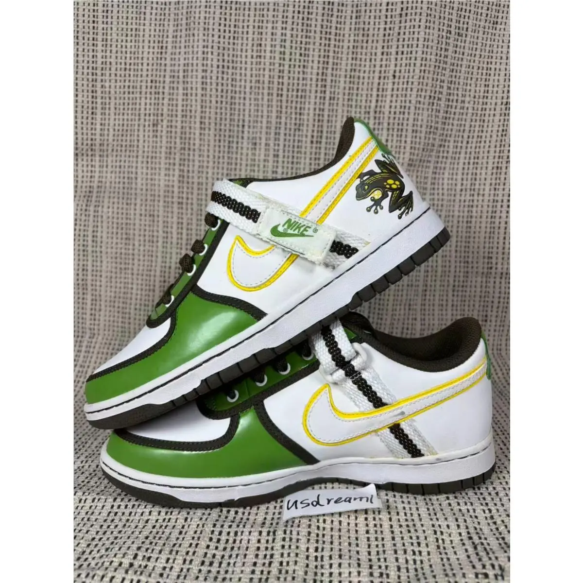 Nike shoes - White 8