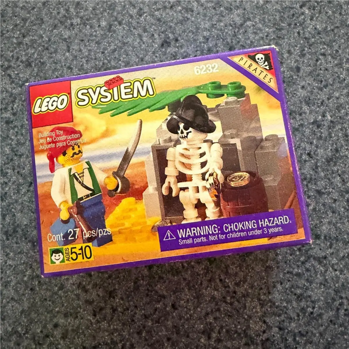 Lego Pirates: Skeleton Crew 6232 - in Box - 27 Pcs - 1996