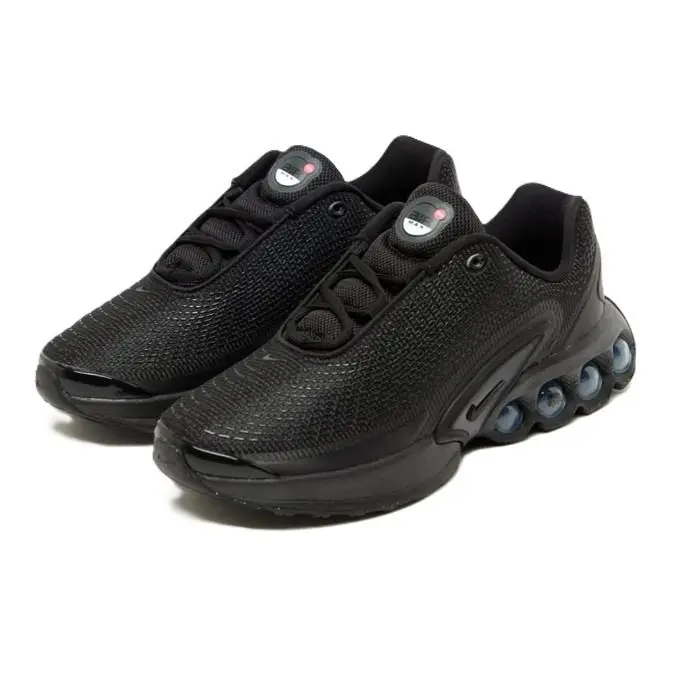 Nike shoes - Black/Black 5