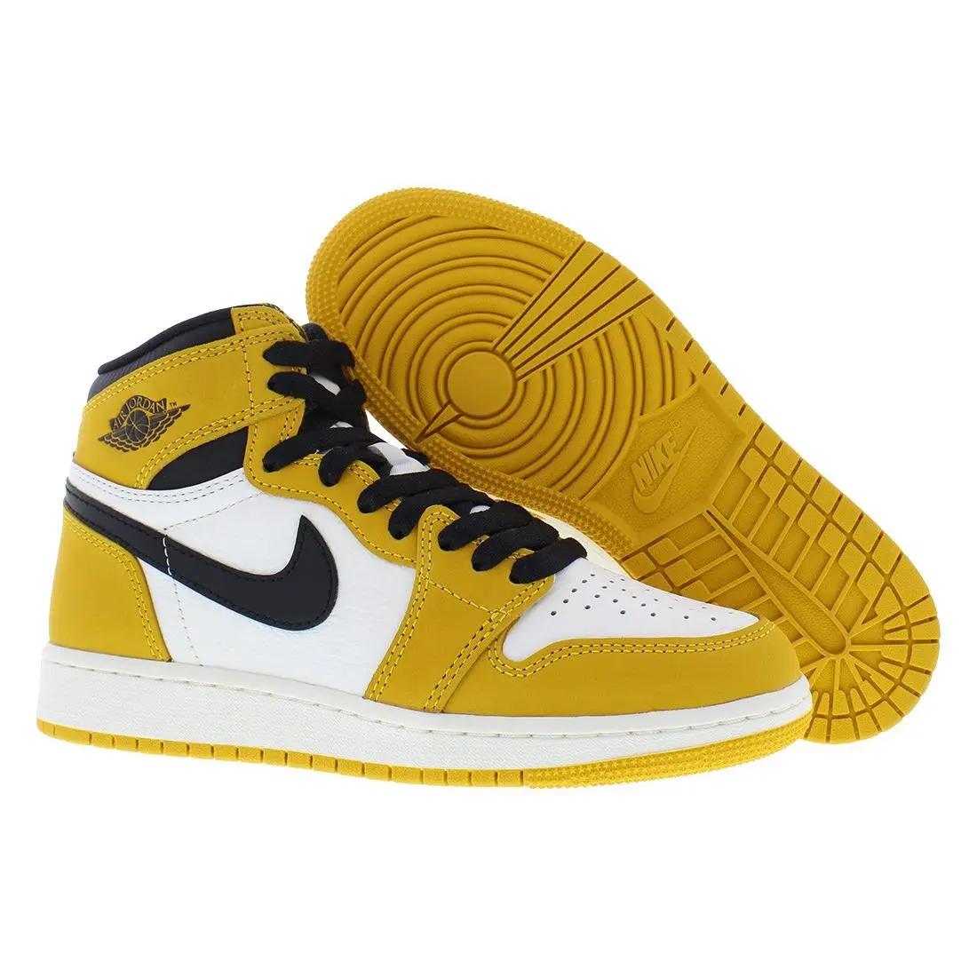 Nike Air Jordan 1 Retro High Leather GS Boys Shoes