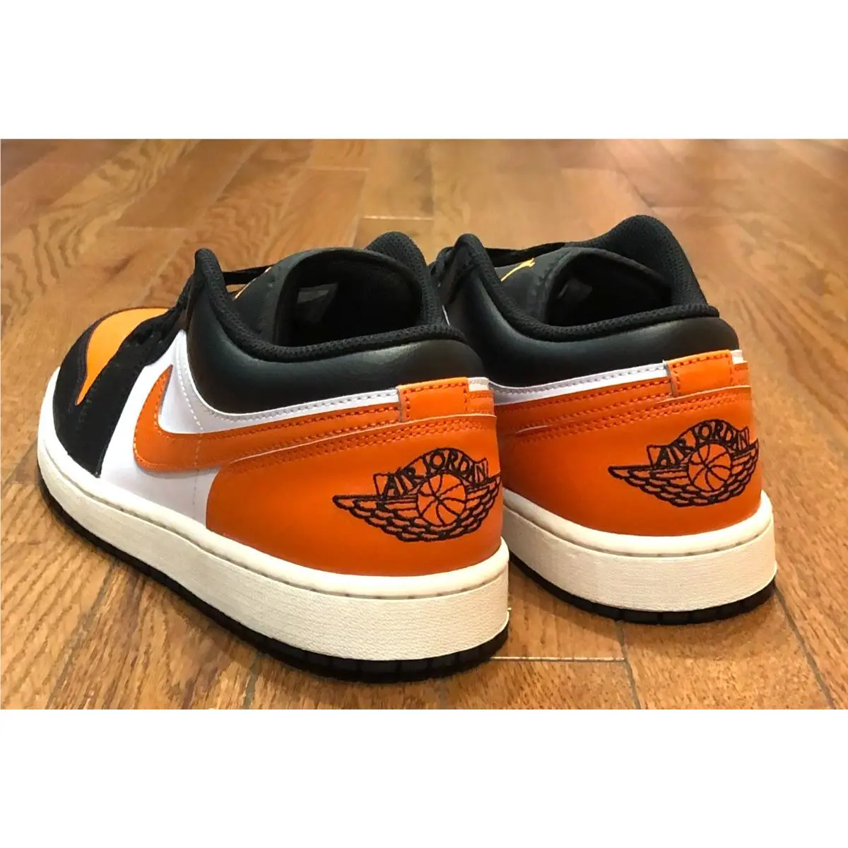 Nike shoes - Air Jordan 1 Low - Air Low - 553558-081 - Black 2