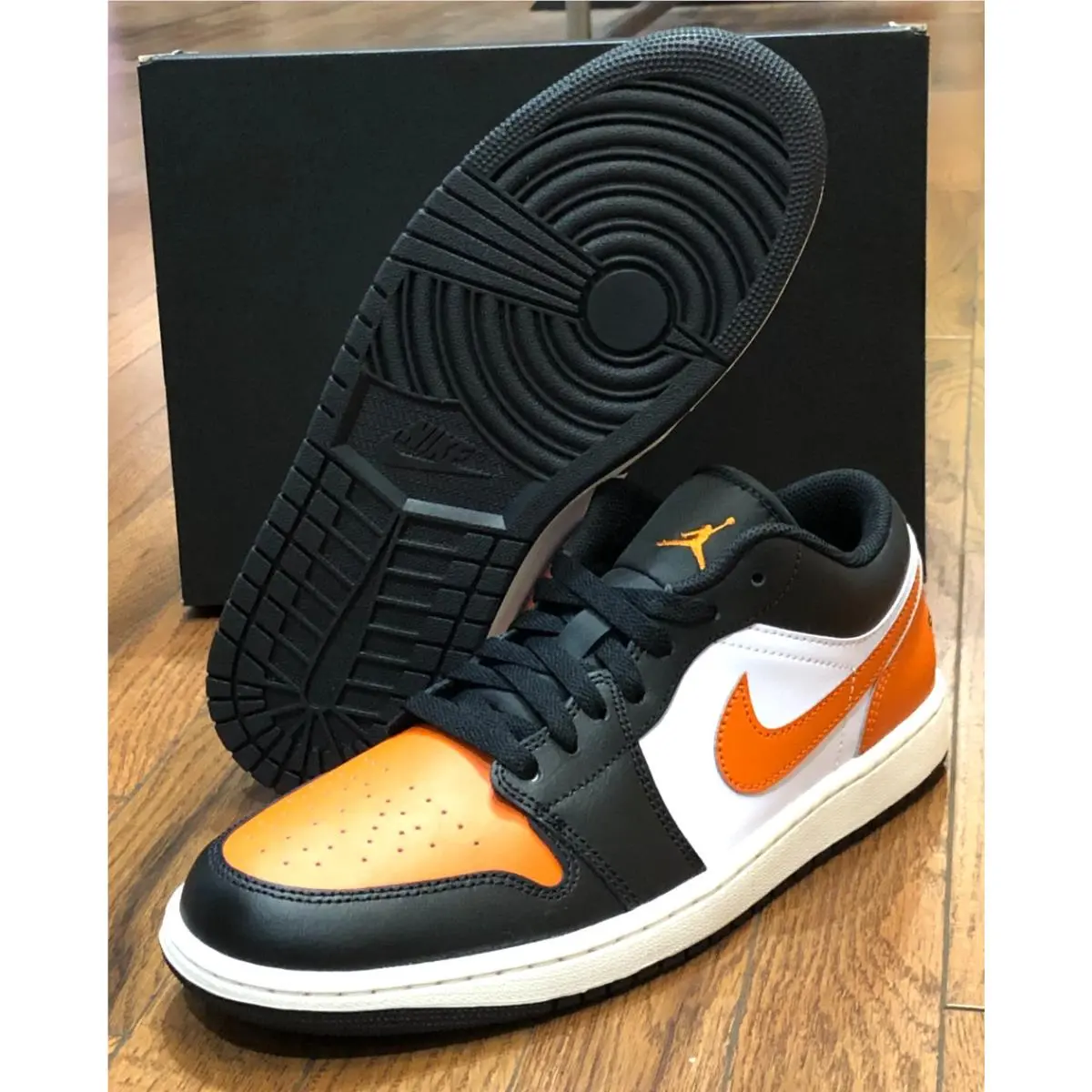 Nike shoes - Air Jordan 1 Low - Air Low - 553558-081 - Black 4