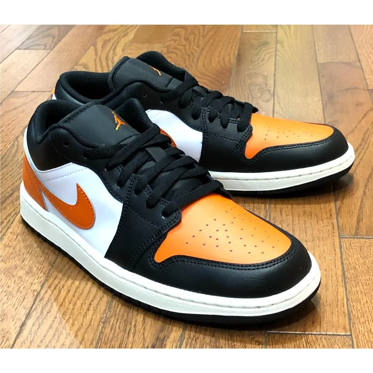 Nike shoes - Air Jordan 1 Low - Air Low - 553558-081 - Black 7