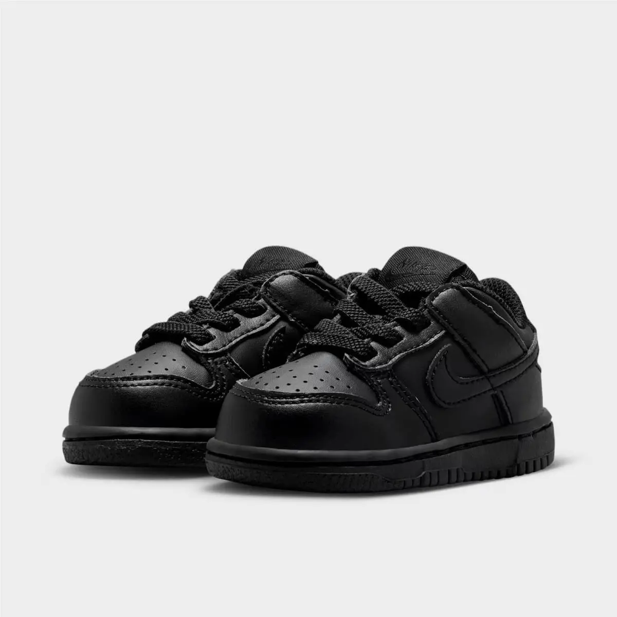 Nike shoes - IU7767 009 - Black 1