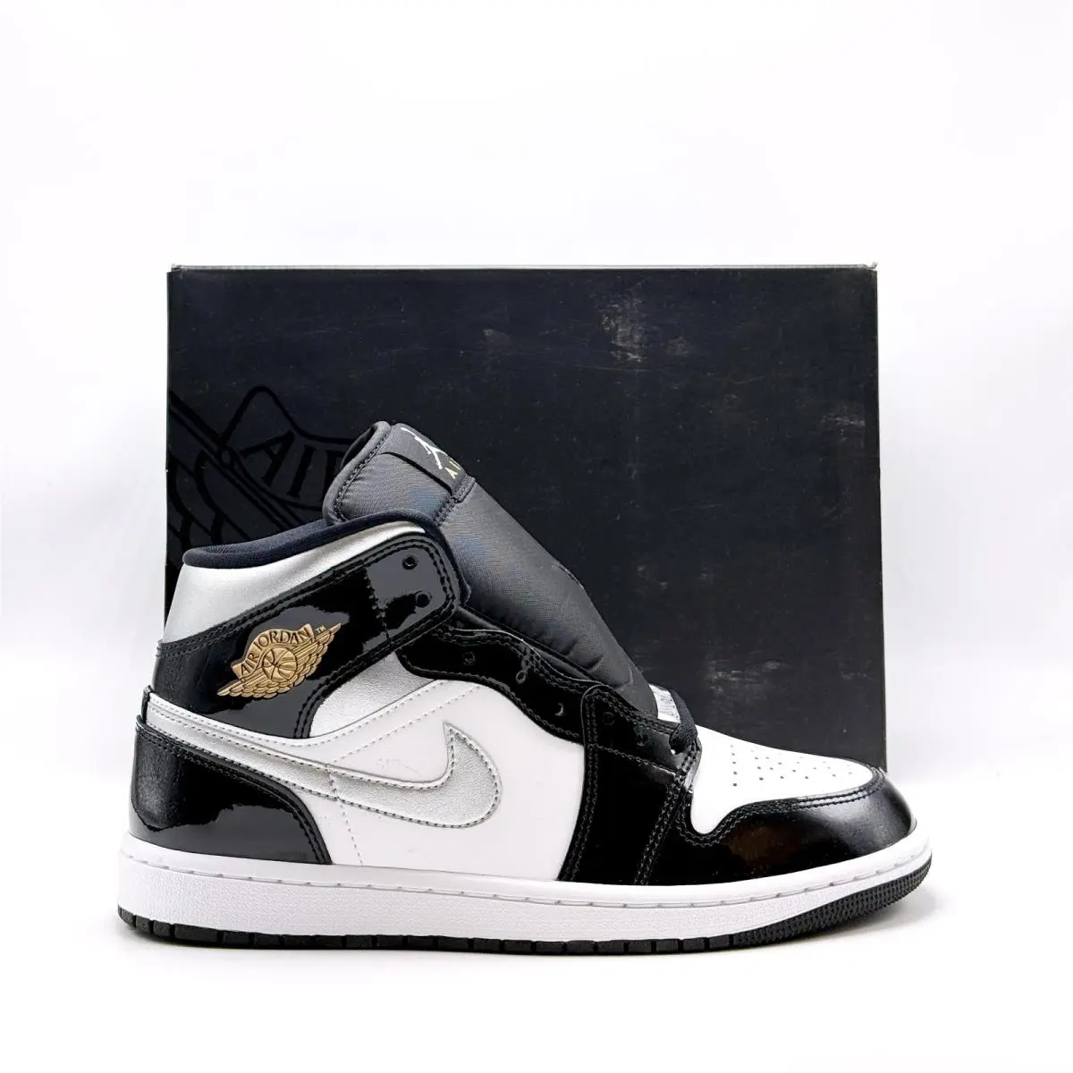 Nike shoes - Air Jordan 1 Mid SE - HV0789-010 - Black 5