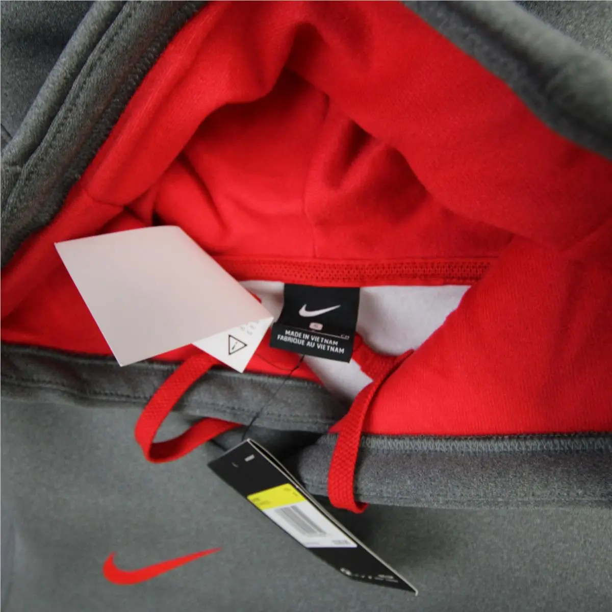 Nike clothing - Gray/Red 2