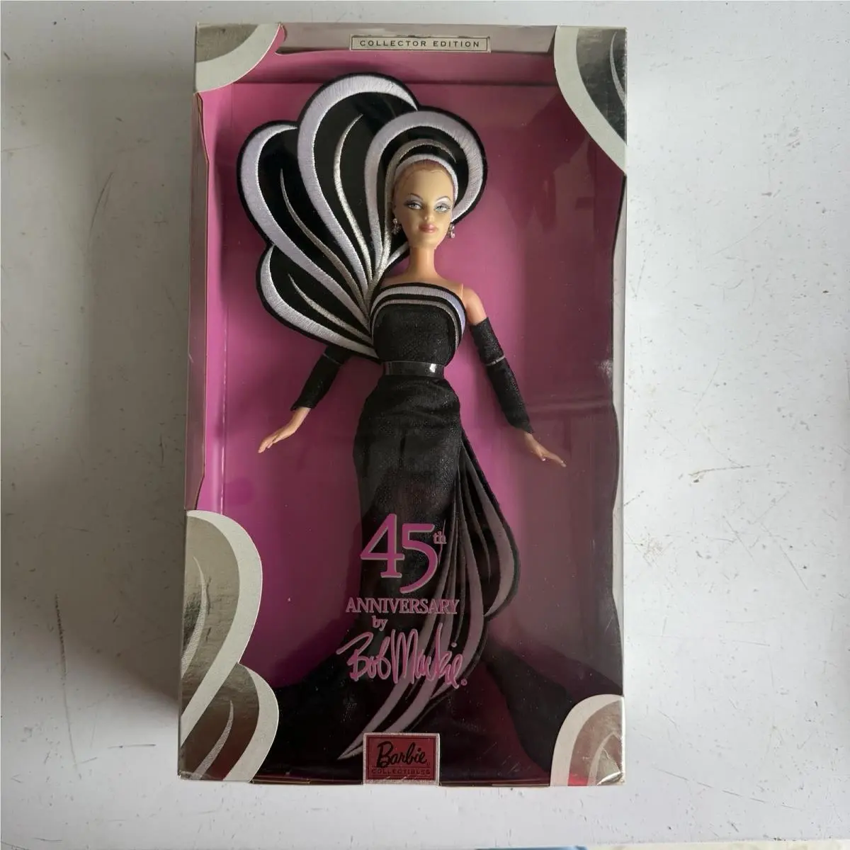 2004 Barbie Bob Mackie 45th Anniversary Convention Doll B3452 Collector