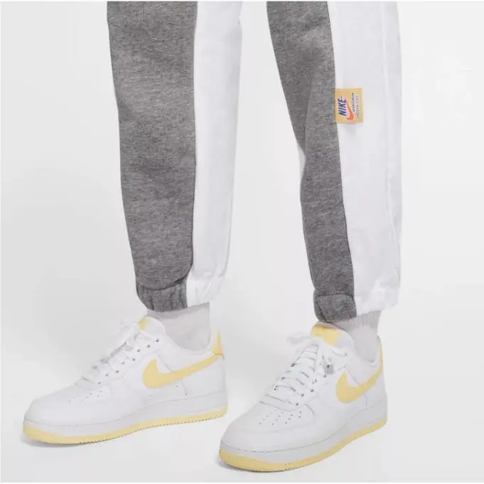 Nike clothing - Sportswear Just Do It Media Pants - CJ2048 - Gray, Manufacturer: Carbon Heather/White 1