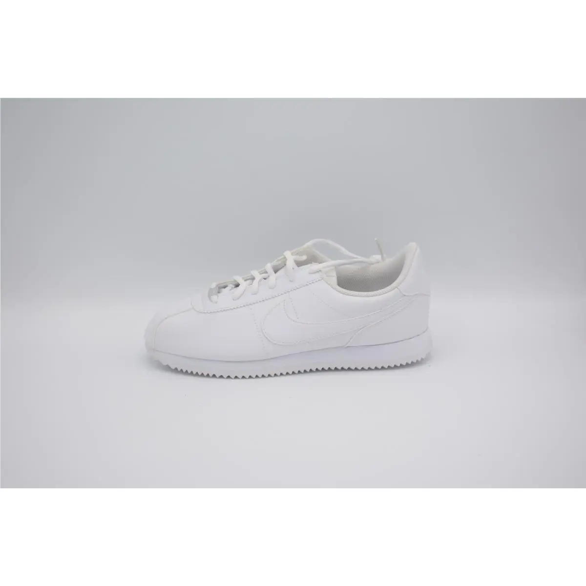 Nike shoes - Cortez Basic SL GS Triple White - 3.5Y - 904764 - White 1