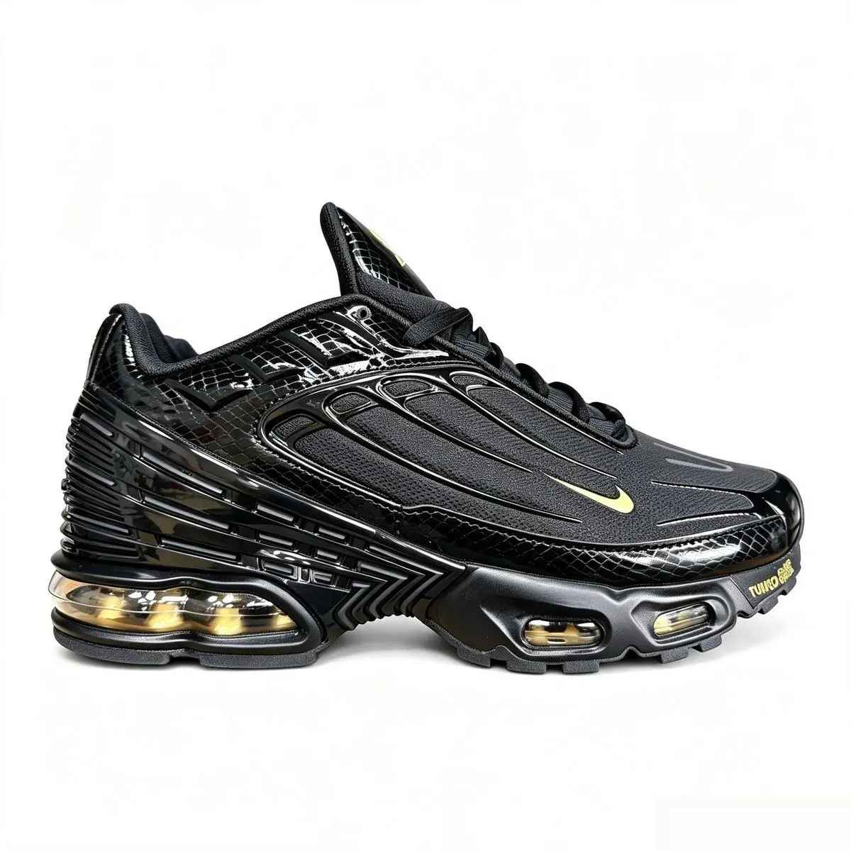 Nike shoes - Black 1