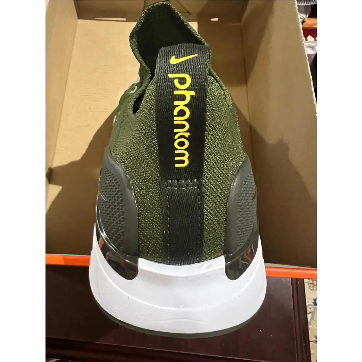Nike shoes - DX2311 - DX2311 - ROUGH GREEN/YELLOW STRIKE 4