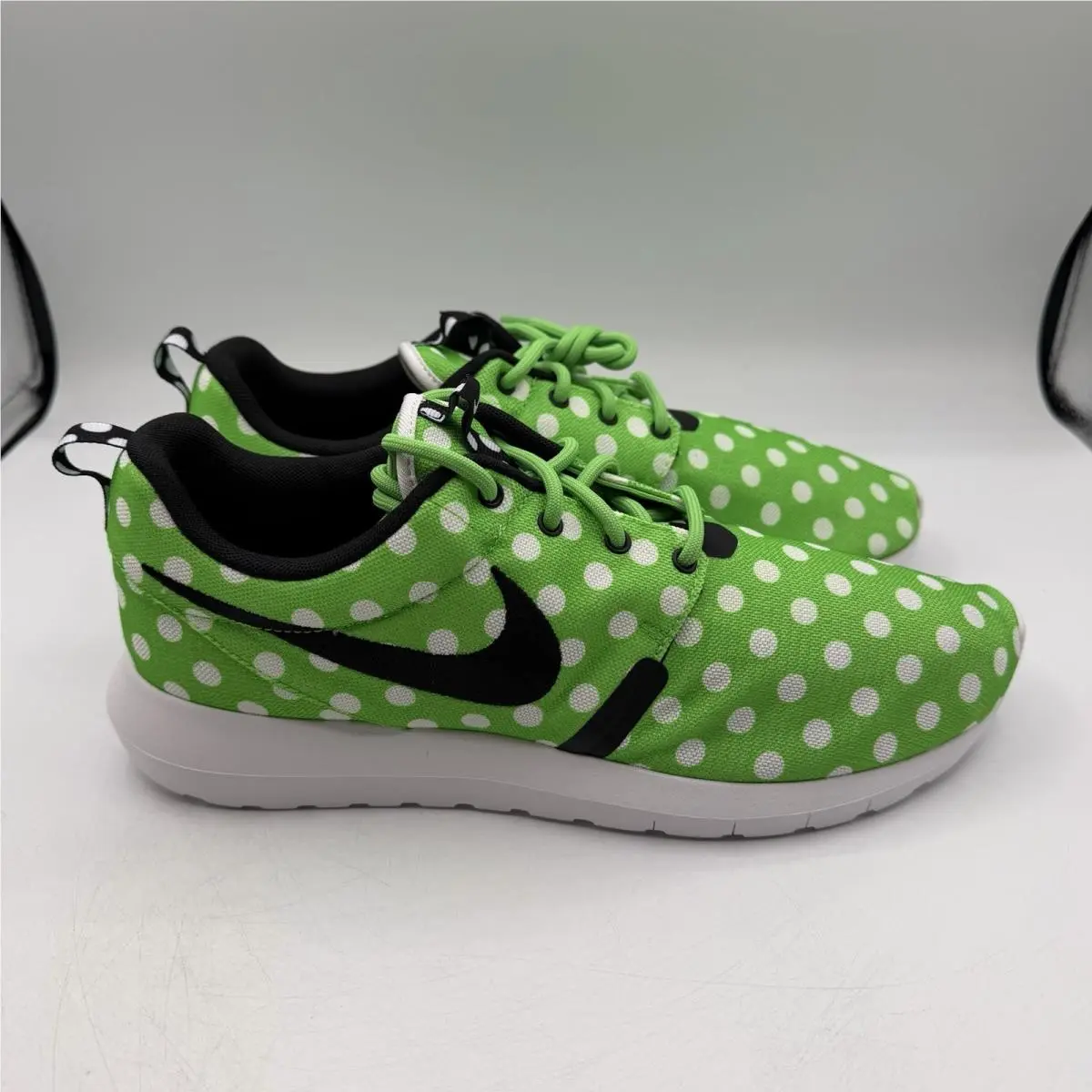 Nike shoes - Nike Roshe NM - Roshe - 810857-300 - Green, Manufacturer: Green Strike/Black-White 0