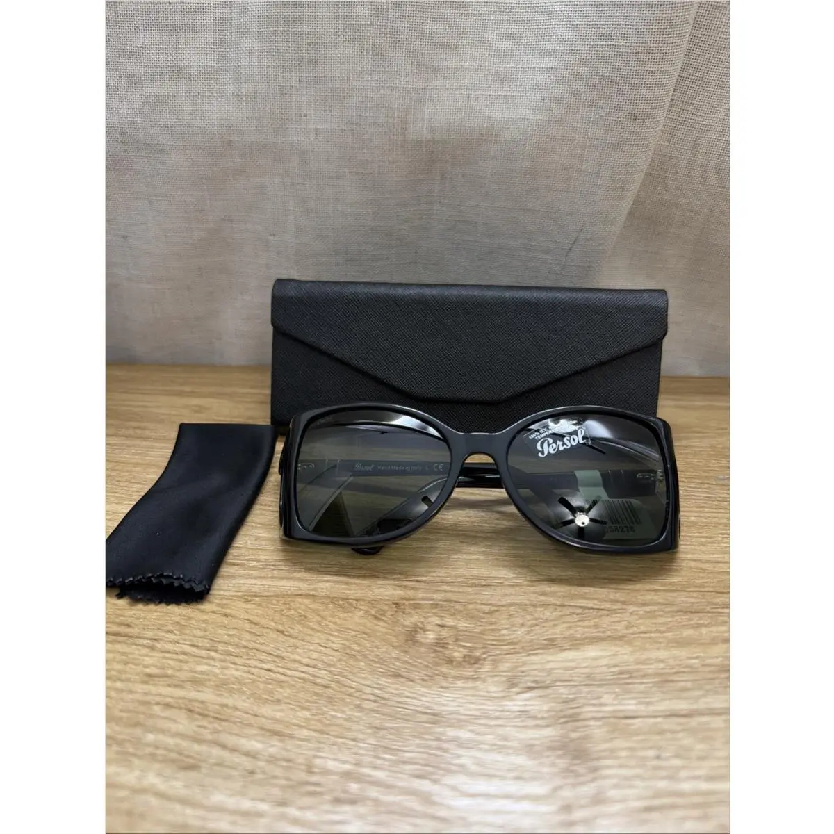 PO0005 95/31 54 . Black Green Men`s 54 mm Sunglasses by Persol