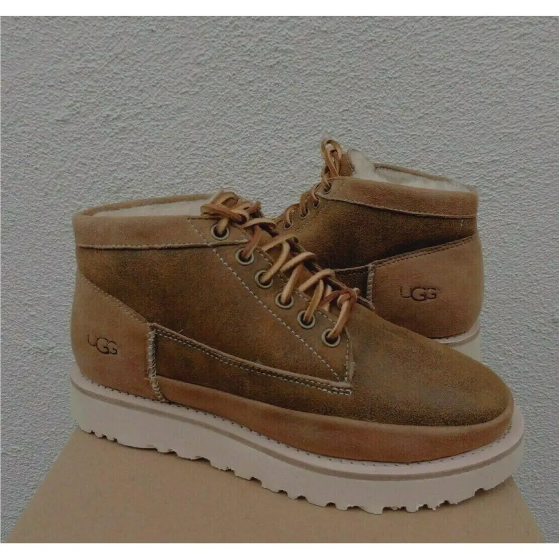 Ugg Classic Chestnut Cali Moc Trail Campfire Boots Women US 8/ Eur 39