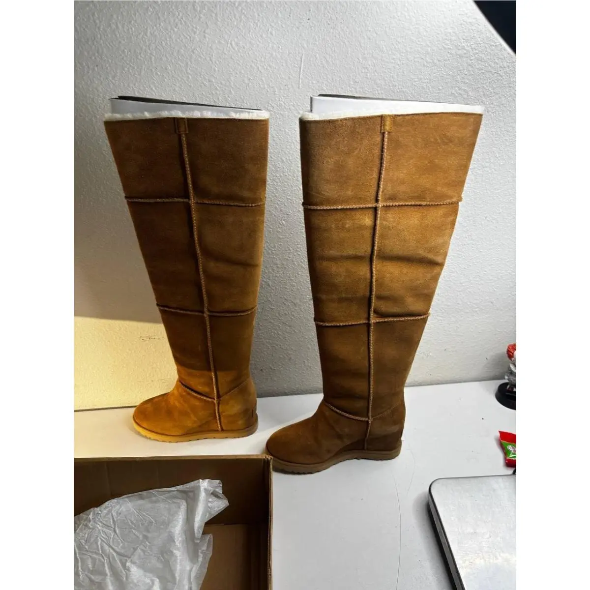 Ugg Classic Femme Over The Knee Wedge Boots Womens Size US 7 Chestnut Suede