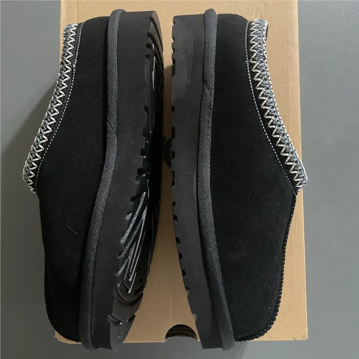 UGG shoes - Ugg Tasman - Tasman - Black (UPC: 0197634001388) 2