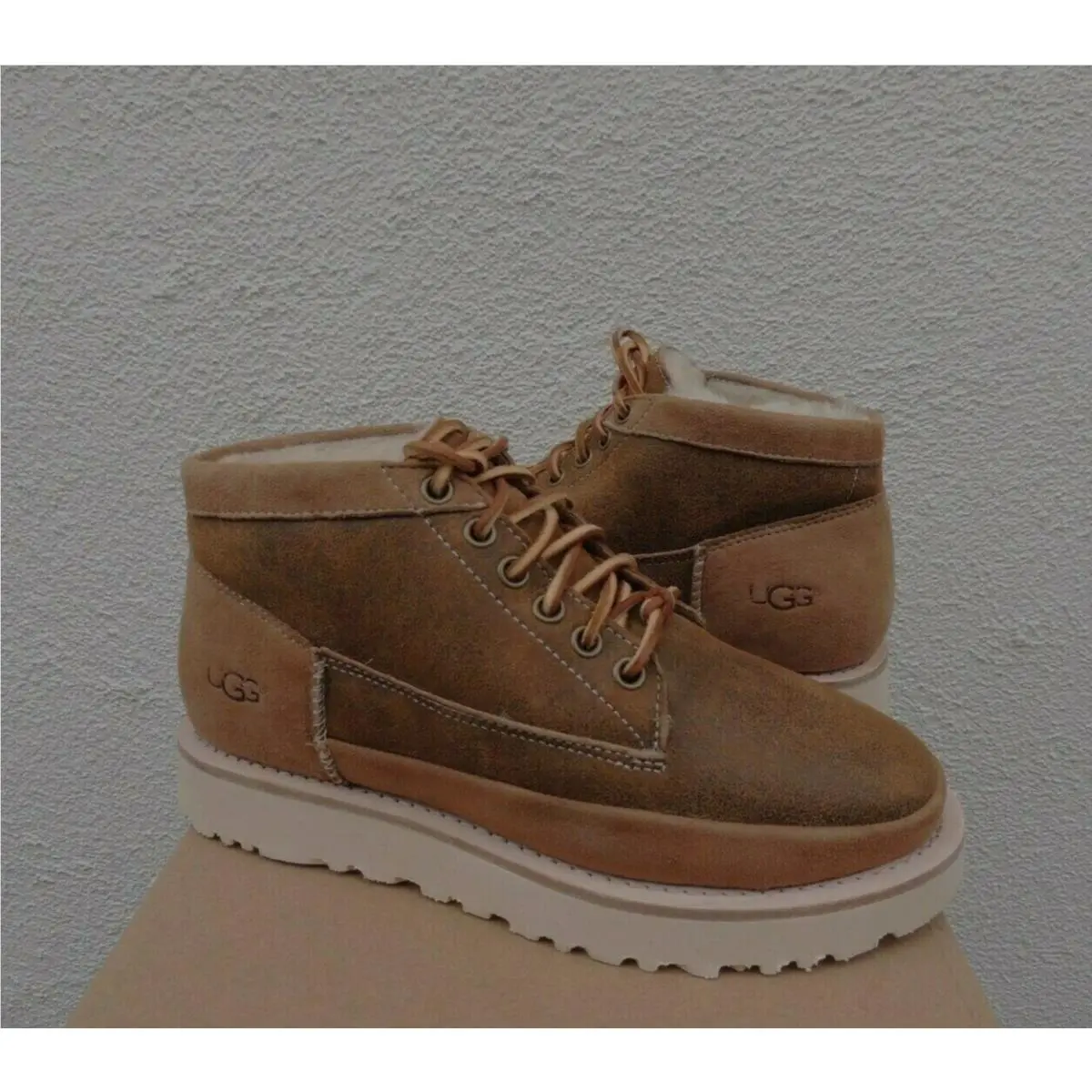 Ugg Classic Chestnut Cali Moc Trail Campfire Boots Women US 5/ Eur 36