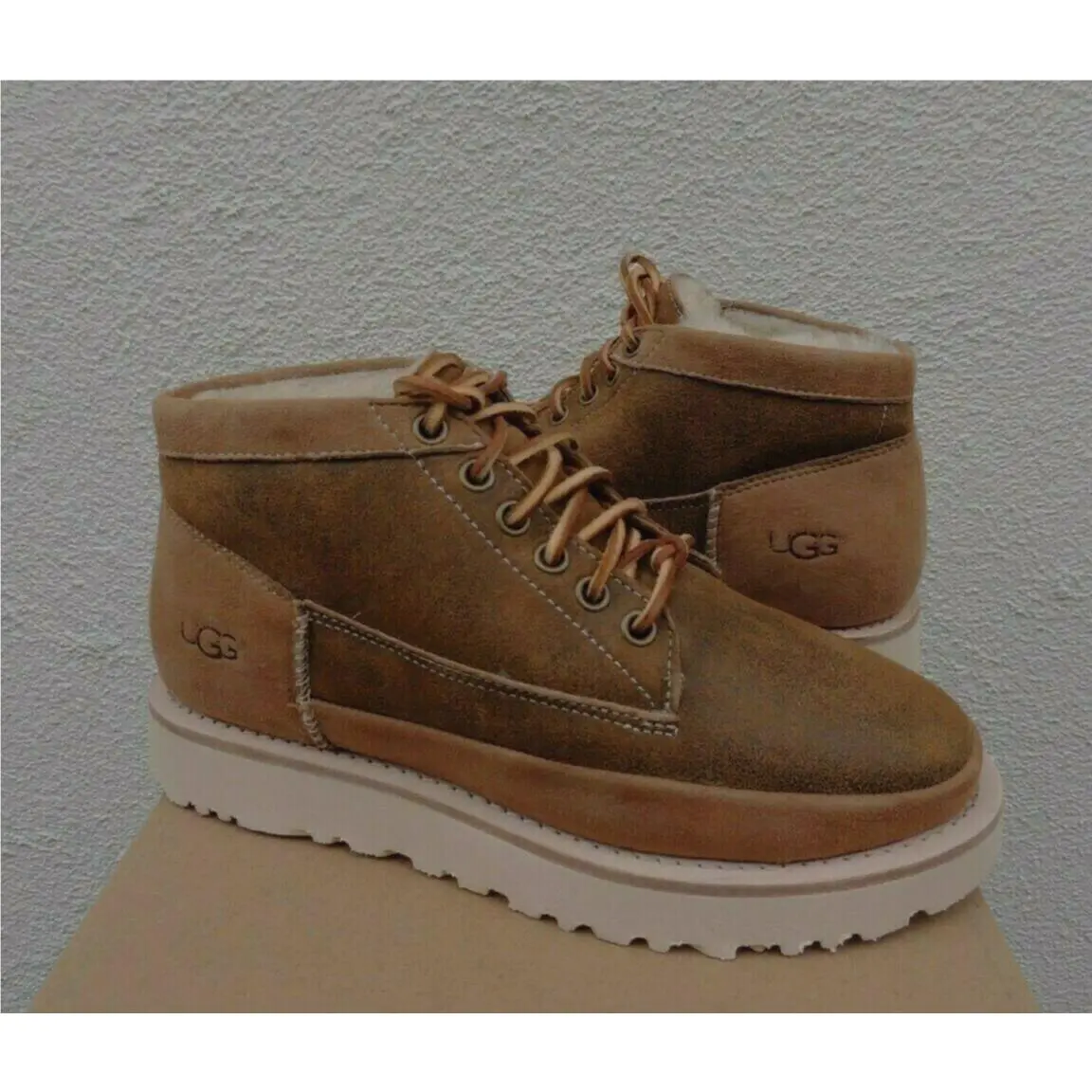 Ugg Classic Chestnut Cali Moc Trail Campfire Boots Women US 6/ Eur 37