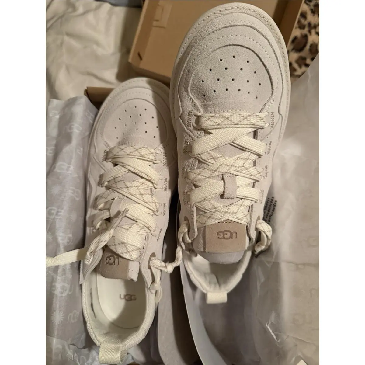 Ugg Women Minimel Sneakers Size 8.5