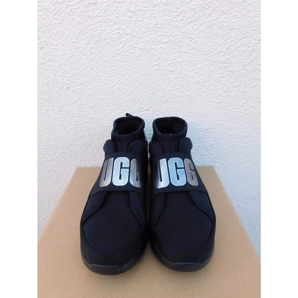 UGG shoes - UGG Neutra Metallic - Neutra Metallic - Black (UPC: 192410532636) 2