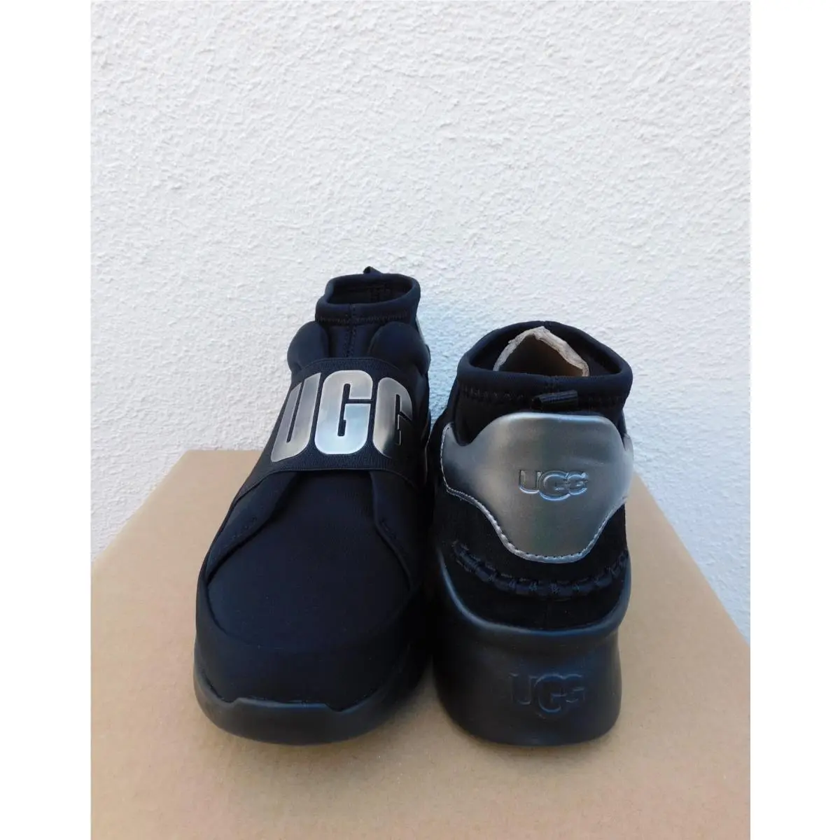 UGG shoes - UGG Neutra Metallic - Neutra Metallic - Black (UPC: 192410532636) 3