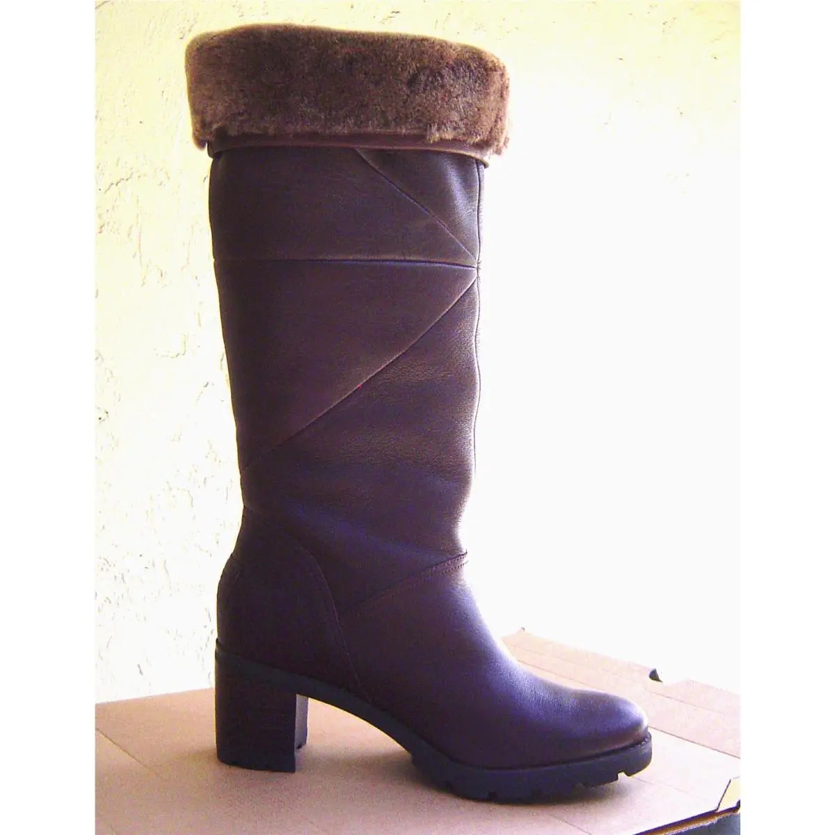 UGG shoes - Brown (UPC: 888855289562) 6