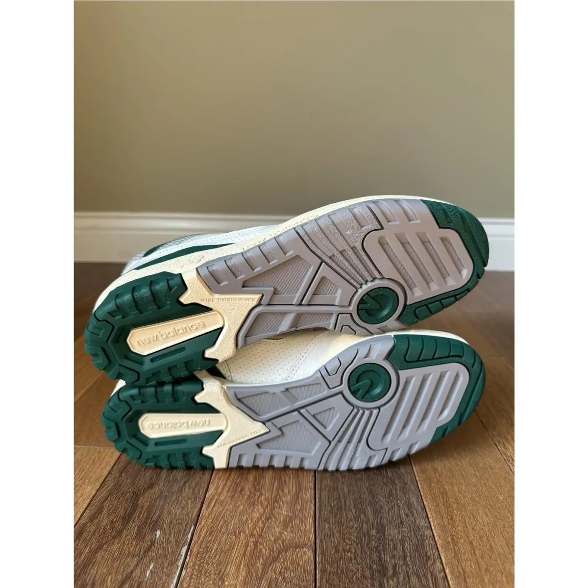 New Balance shoes - New Balance 550 - BB550CPE - Sea Salt/Marsh Green 6