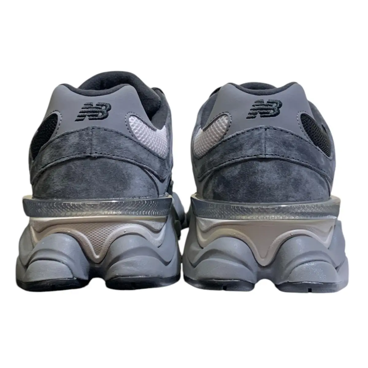 New Balance shoes - New Balance 9060 - Sea Salt/Concrete/Silver Metallic 24