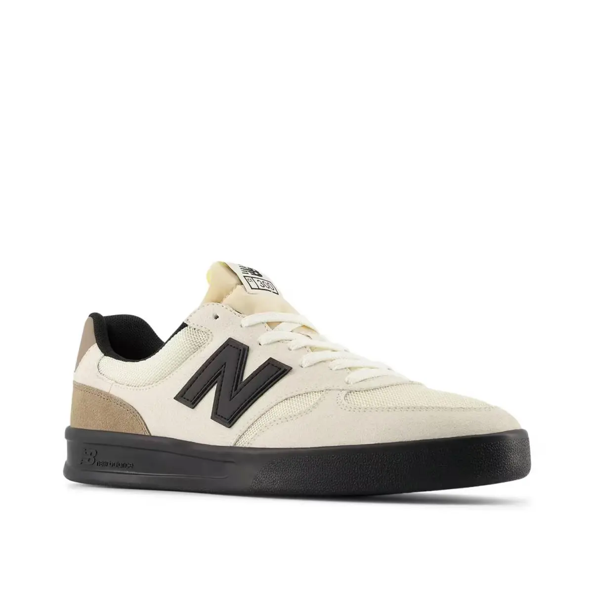 New Balance shoes - White/Black/Beige 7