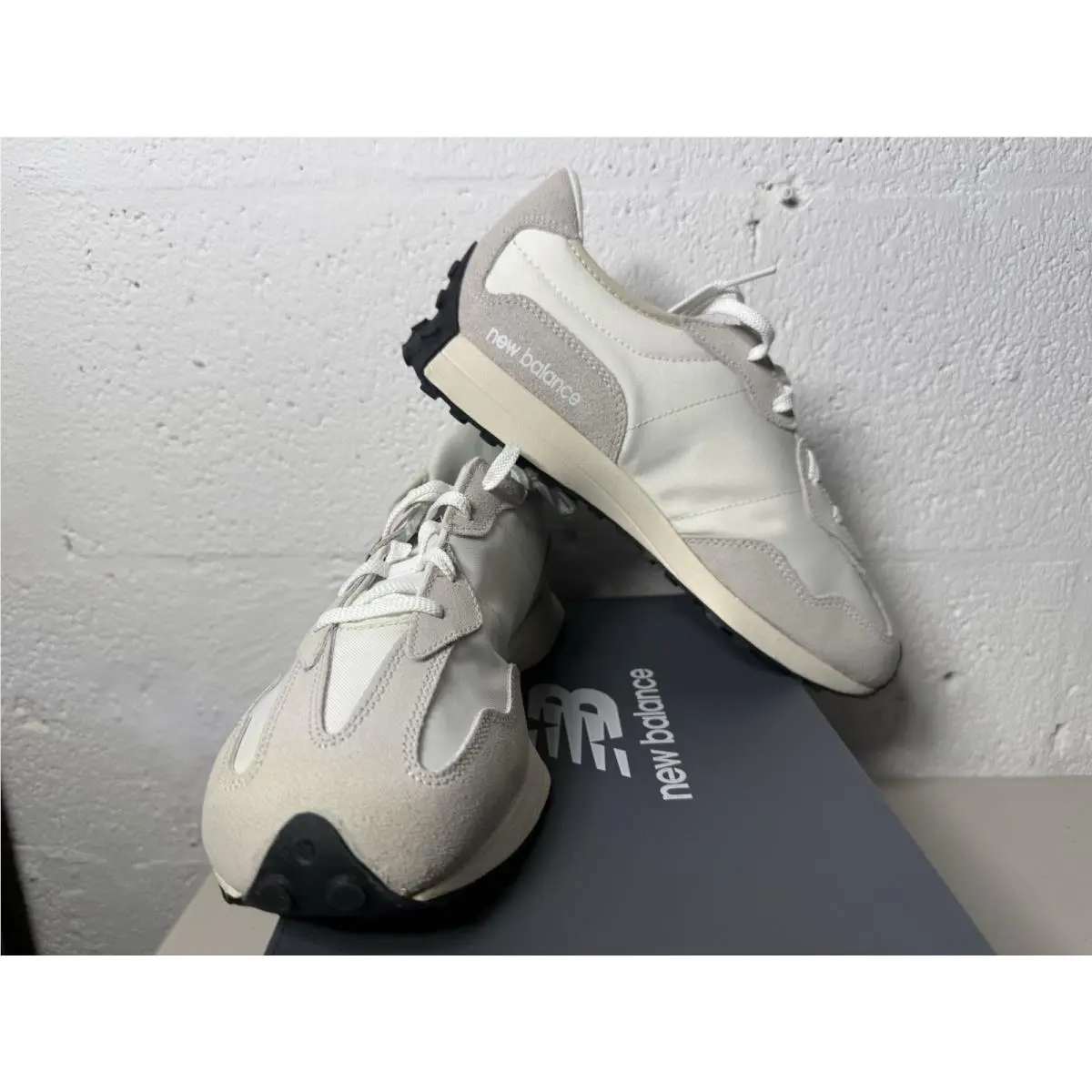 New Balance shoes - New Balance 327 - Black/Silver Birch/White 11