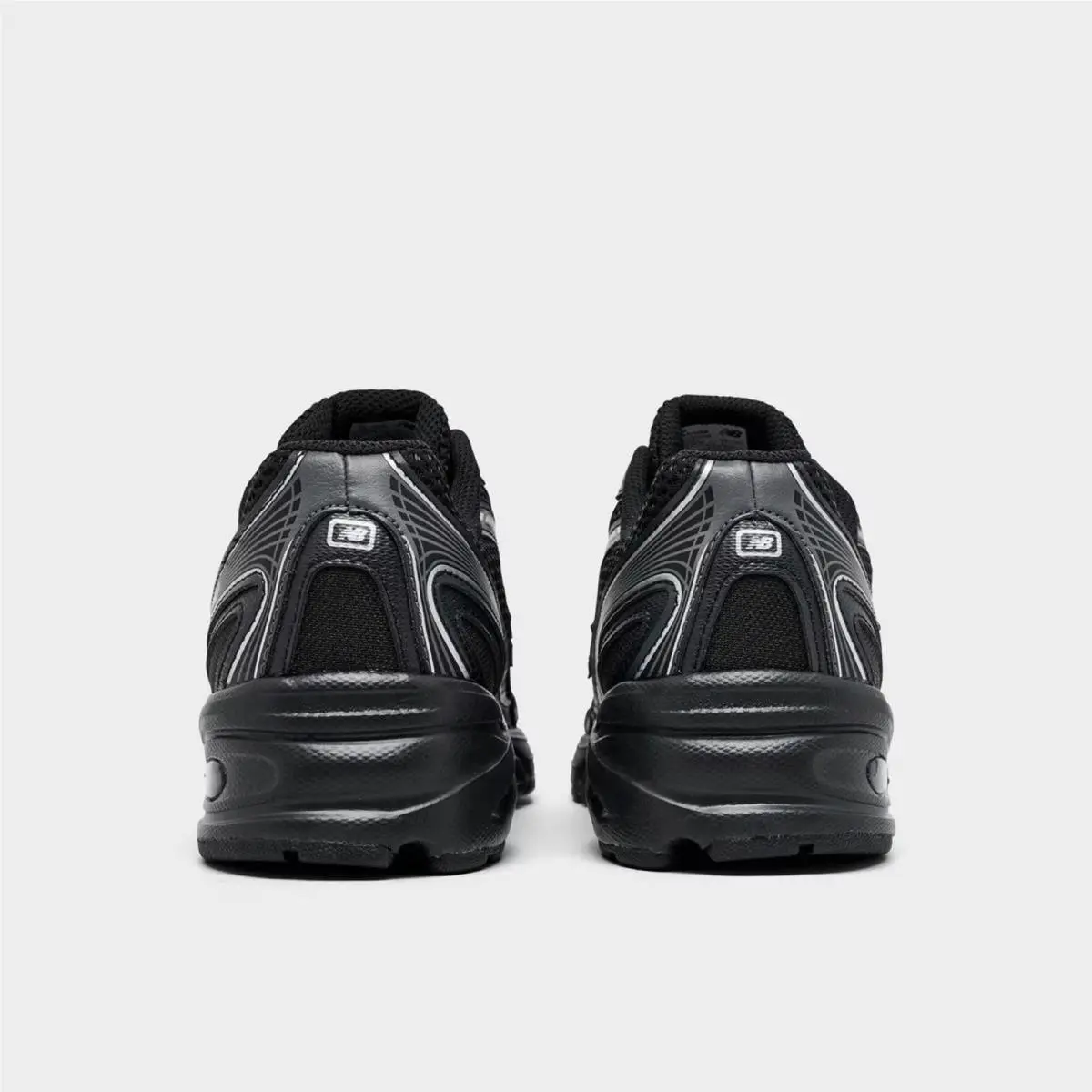 New Balance shoes - GR740BM 001 - Black/Silver Metallic 2