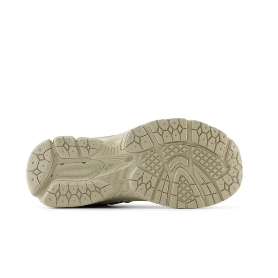 New Balance shoes - GC2002BE - GC2002BE - Grey Brown 2