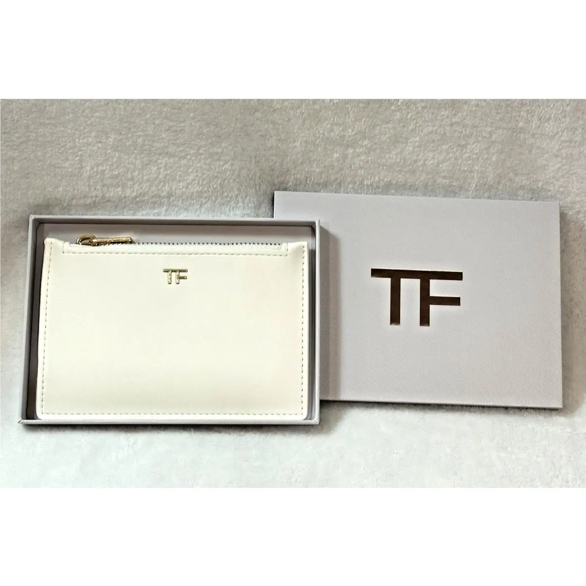 - White Small Leather Pouch - Gwp Item - 6 x 4 - Gold Accents by Tom Ford