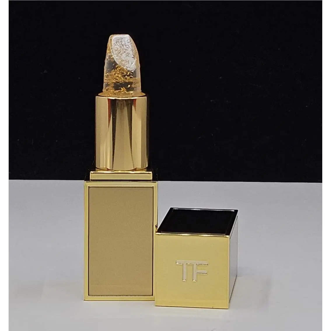 Soleil Lip Blush Z09 Soleil 0.1 oz / 3g In White Box by Tom Ford