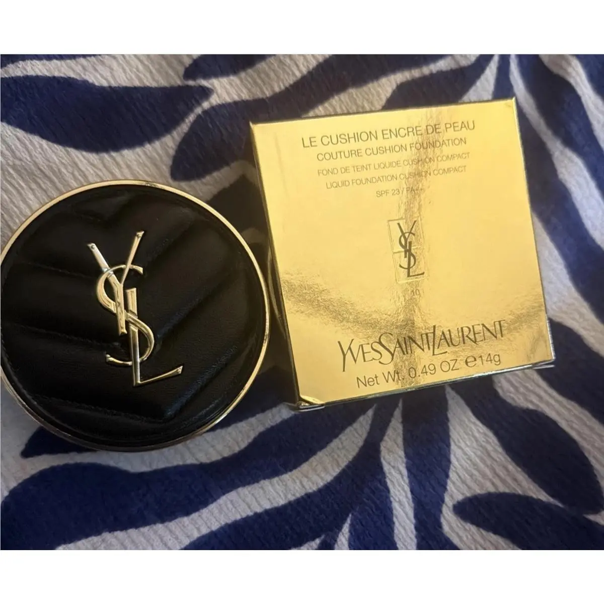 Yves Saint Laurent Le Cushion Encre de Peau Foundation Spf 23 Shade 10 0.49 oz