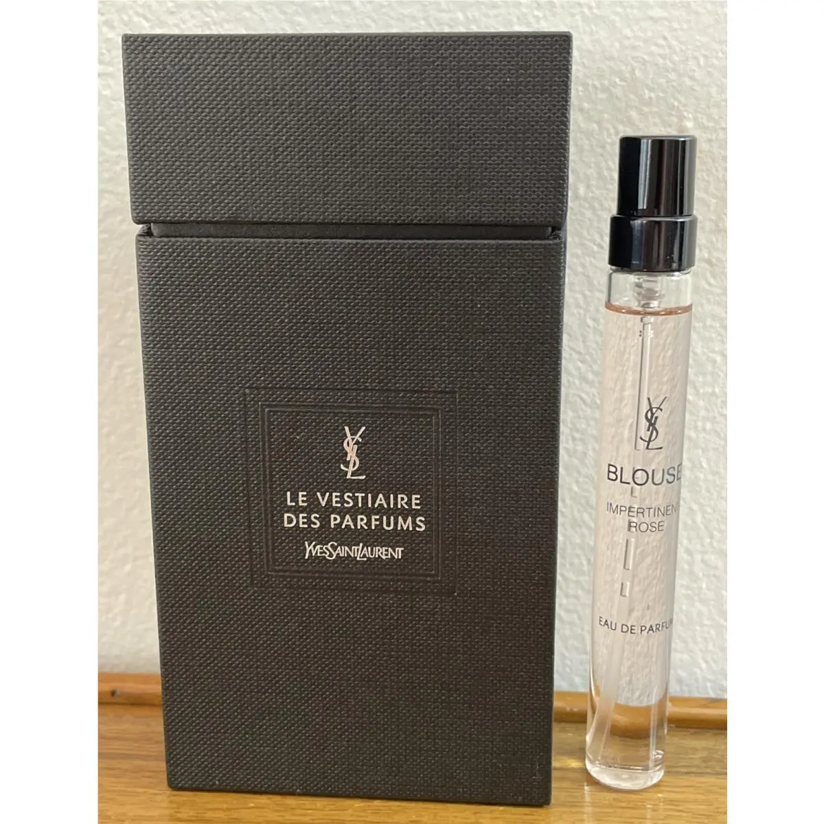 Le Vestiaire Des Parfums Blouse Edp Travel .33oz 10ml Yves Saint Laurent Ysl BX