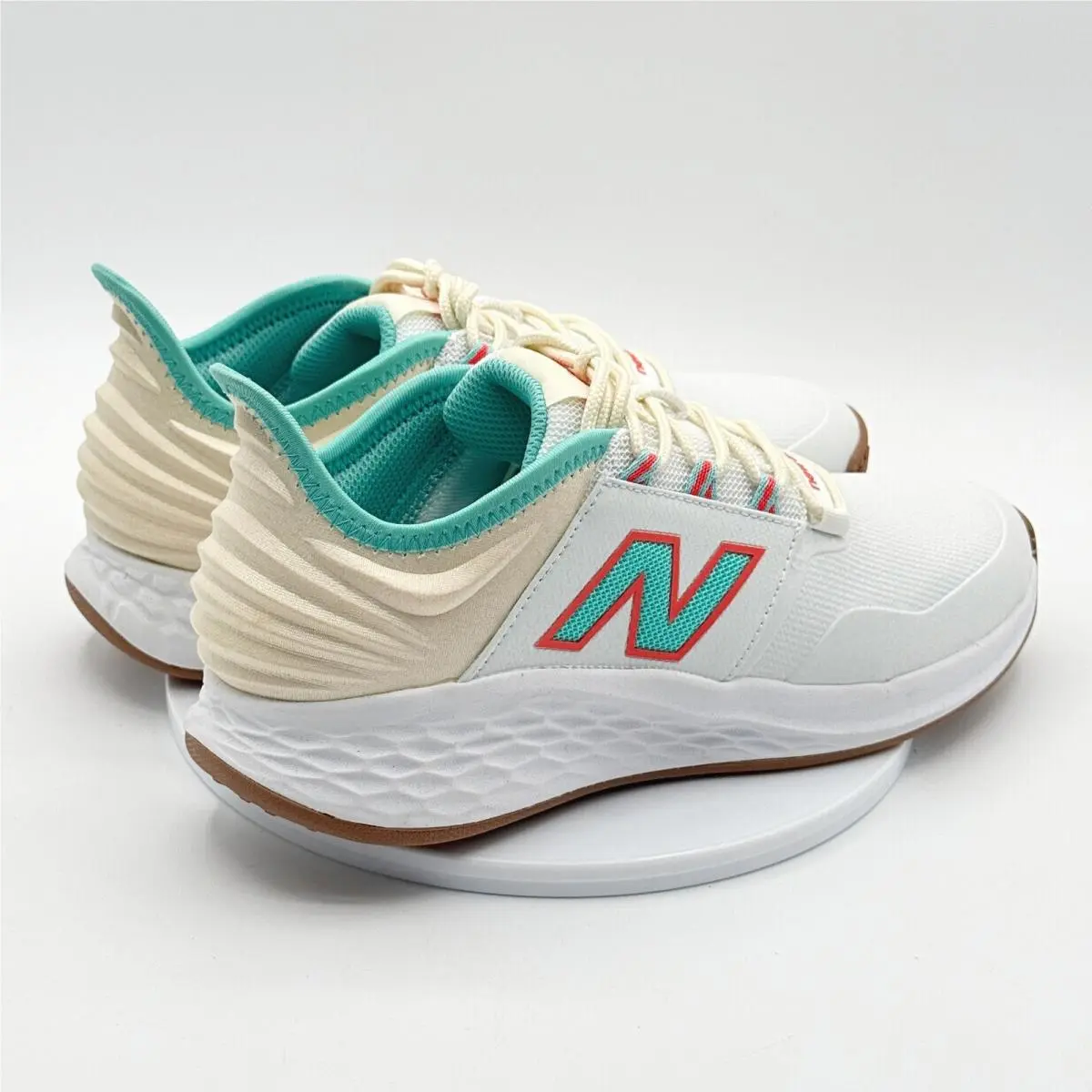 New Balance shoes - New Balance Fresh Foam Roav - WG401SS - White (UPC: 889993271006) 1