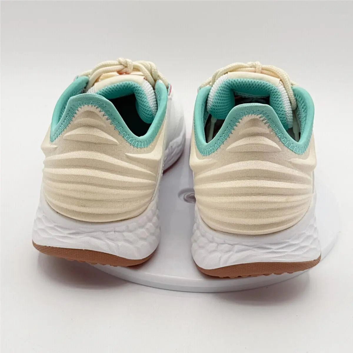 New Balance shoes - New Balance Fresh Foam Roav - WG401SS - White (UPC: 889993271006) 6