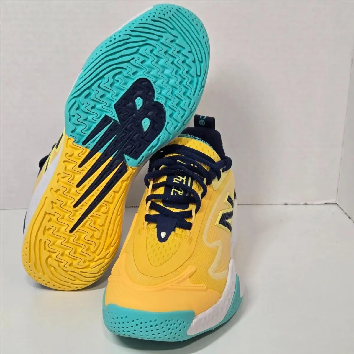 New Balance shoes - New Balance Fresh Foam - Fresh Foam - Yellow 4