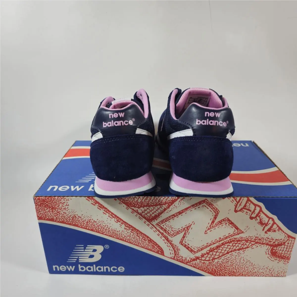 New Balance shoes - New Balance Classics - Classics - W554PNS - Blue 1