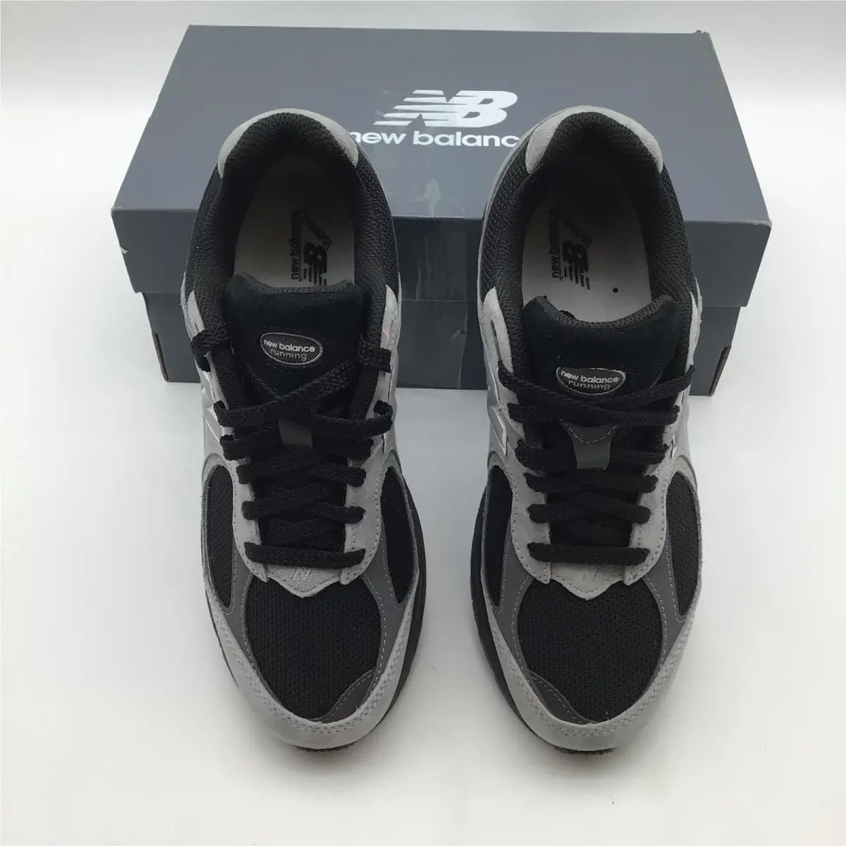 New Balance shoes - New Balance 2002R - Gray 1