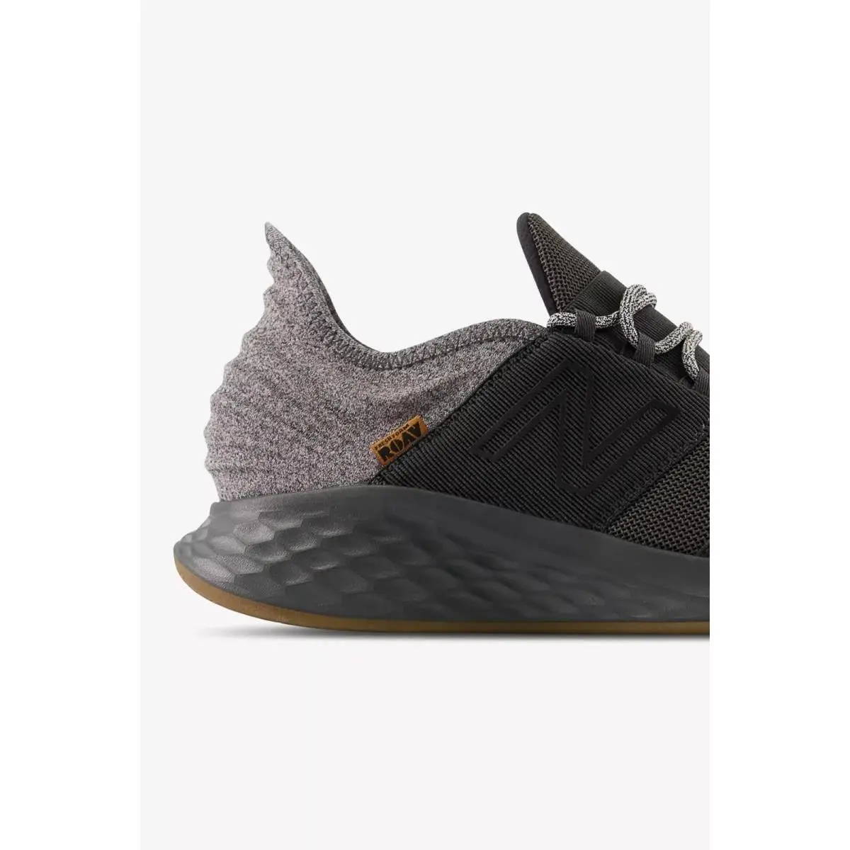 New Balance shoes - New Balance Fresh Foam Roav - Black 3