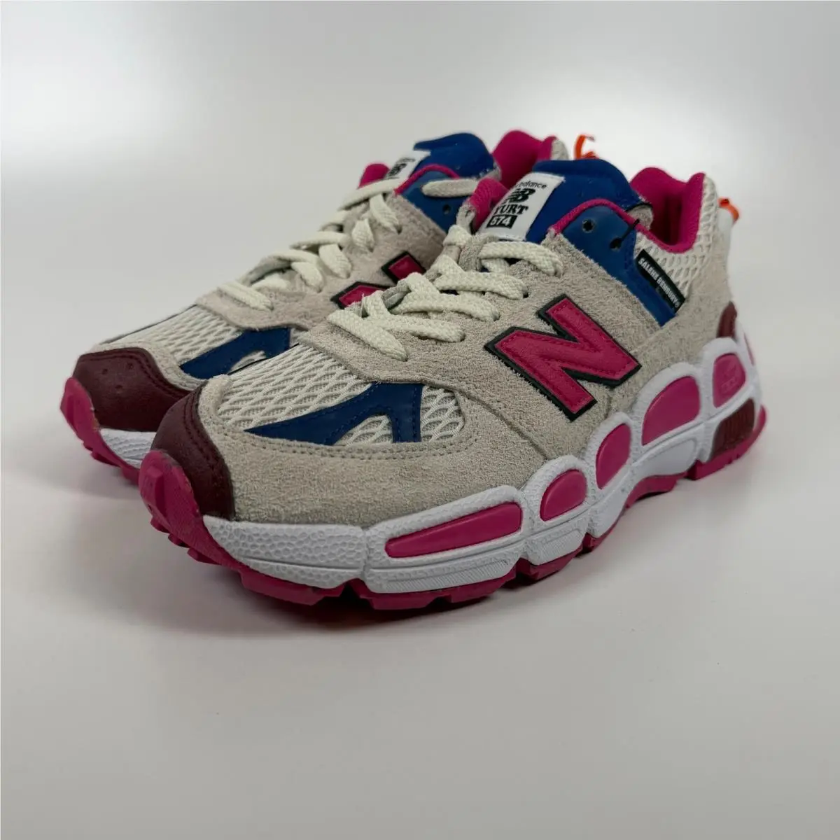 New Balance 574 Yurt Salehe Bembury Universal White Pink MS574YSA Mens 9.5